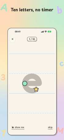 Trace It on iPhone, "Ten letters, no timer": letter 1 of 10 in the Play drill, a small e.